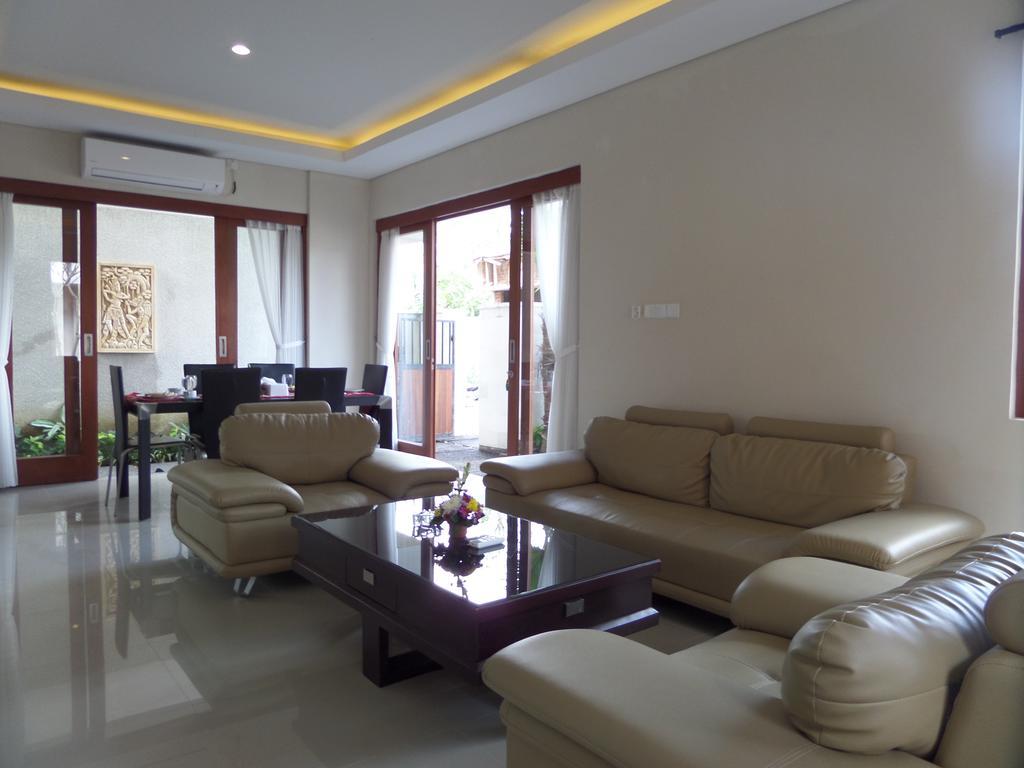 Royal Majesty Villas Kuta  Luaran gambar