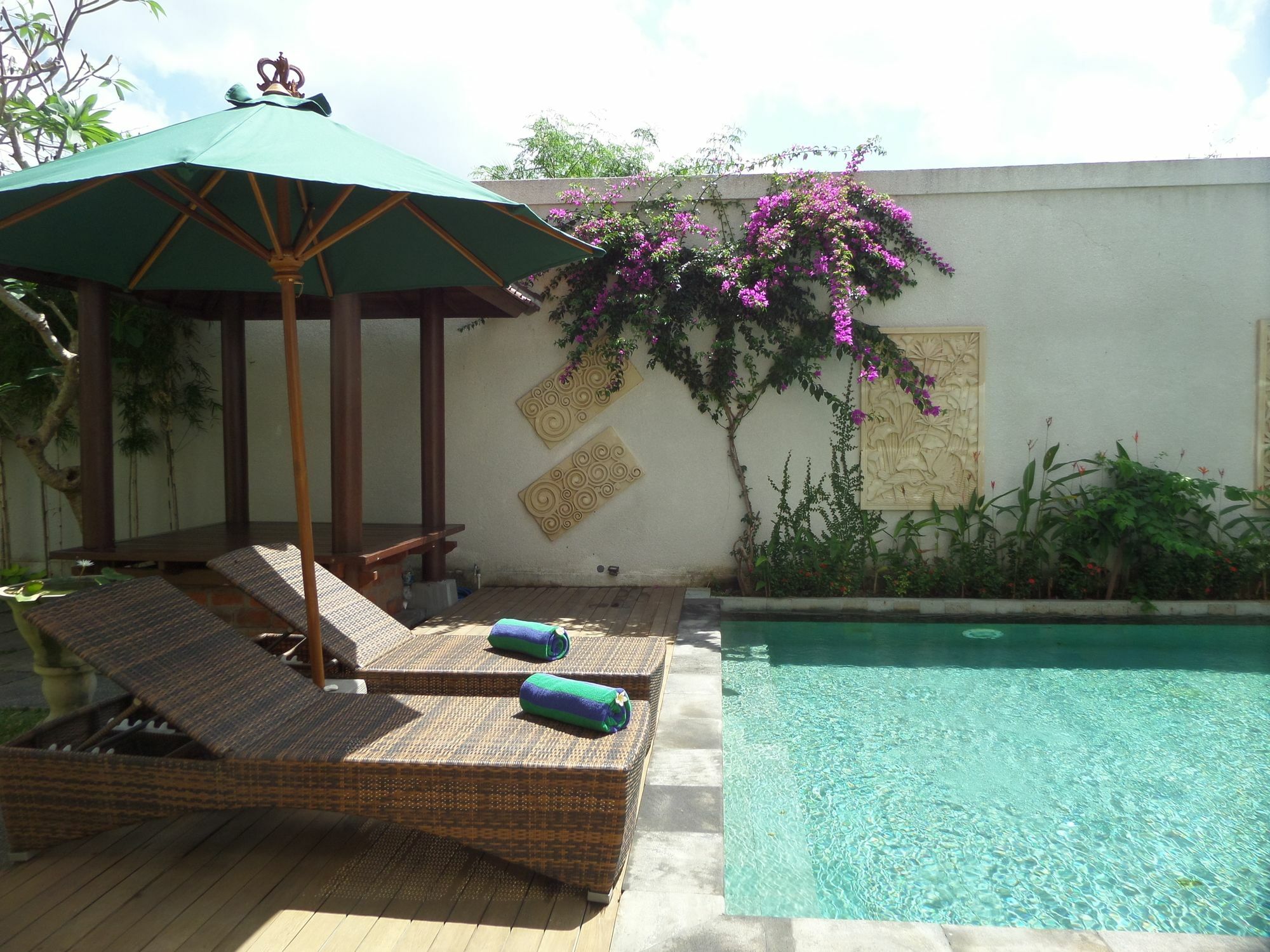 Royal Majesty Villas Kuta  Luaran gambar