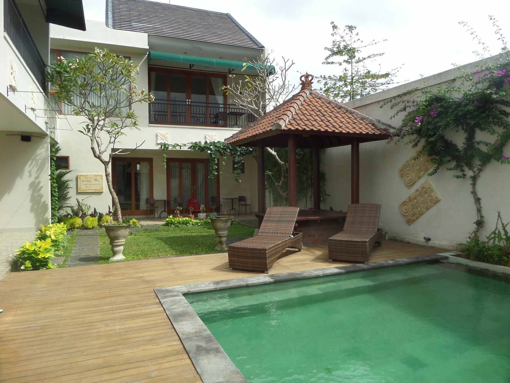 Royal Majesty Villas Kuta  Luaran gambar