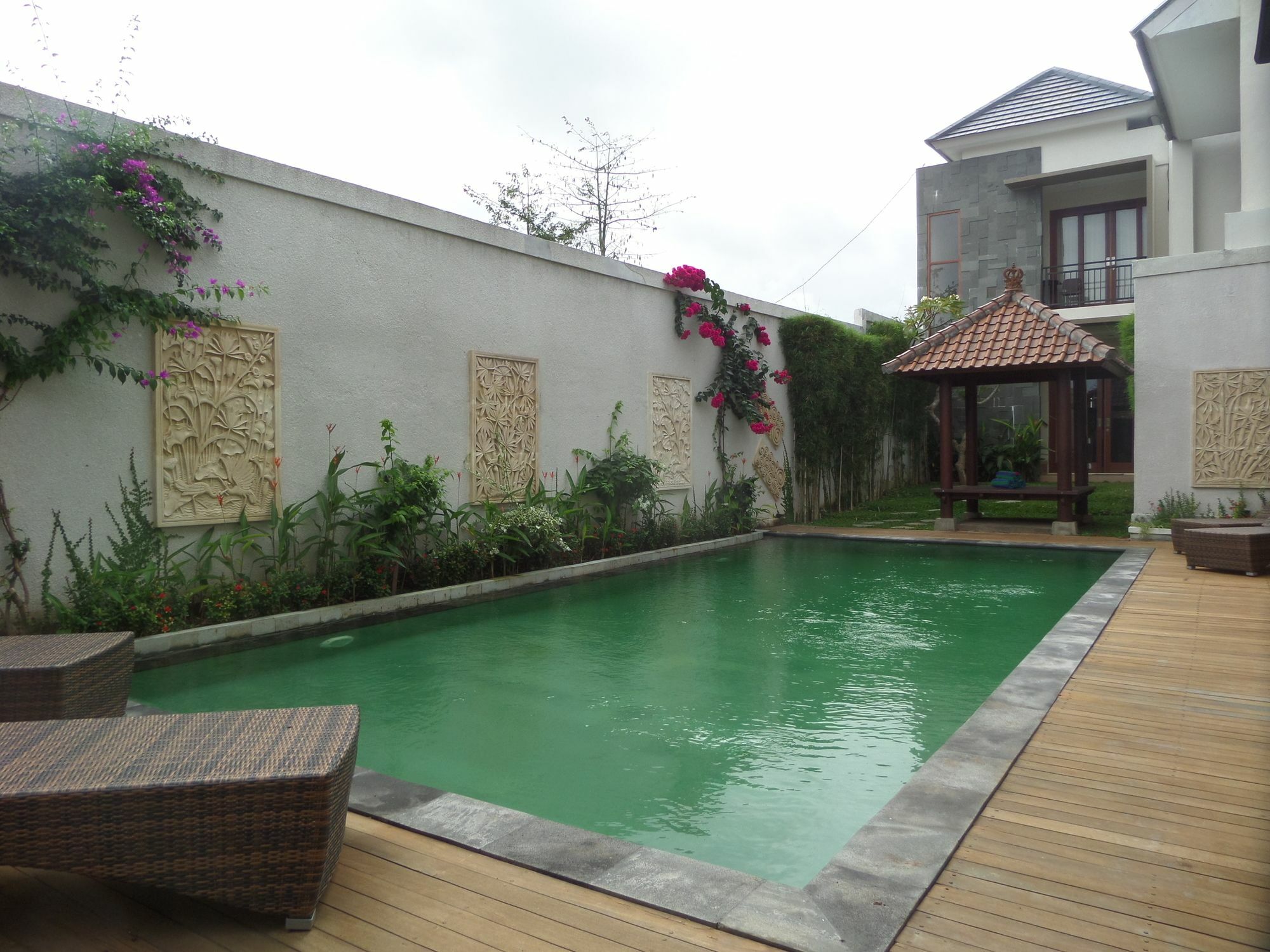 Royal Majesty Villas Kuta  Luaran gambar